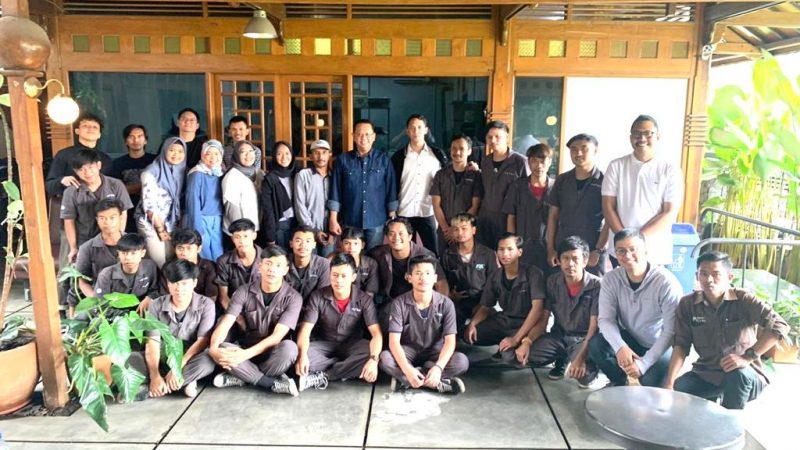 Bamsoet Apresiasi Kreatifitas Generasi Millenial di Bandung
