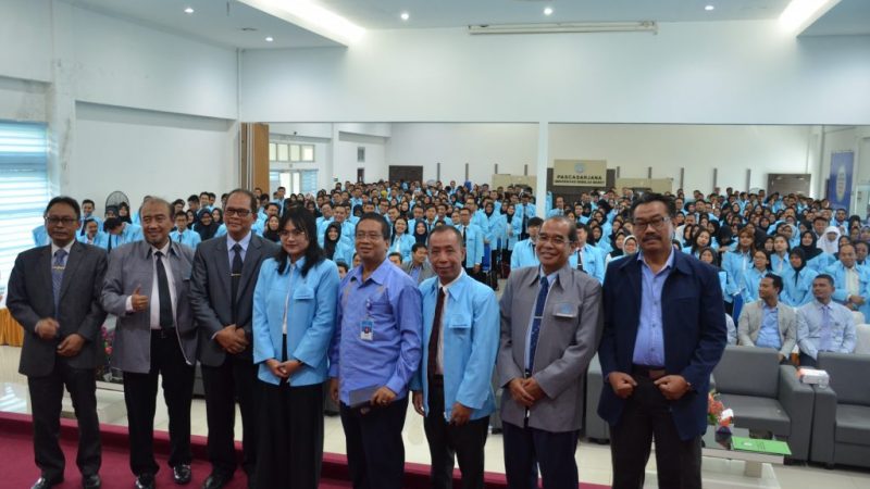 Pelantikan Mahasiswa Baru Pascasarjana UNS TA 2020