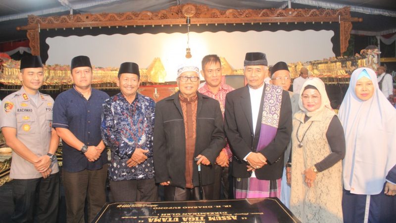 Peresmian Ponpes Ummul Qurok Dilanjutkan  Pagelaran Wayang Kulit Lakon”Janur”