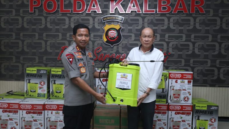 Wujud Kepedulian, Yayasan Bhakti Suci Berikan 40 Alat Disinfektan Kepada Polda Kalbar