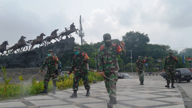 Kodim Boyolali Kerahkan Babinsa dalam Penyemprotan Disinfektan Cegah Covid-19