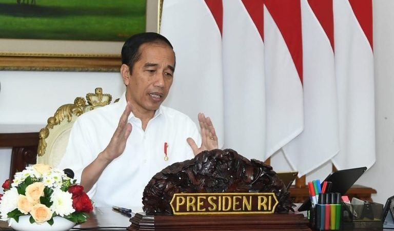 [GOTONG ROYONG] Presiden Jokowi: Terus Siagakan Satuan Gugus Tugas Covid-19 di Kecamatan, Kelurahan, Desa, RW, dan RT