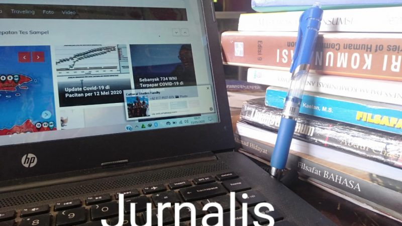 Jurnalis dalam  Derasnya Aliran Berita  Elektronik Media Massa