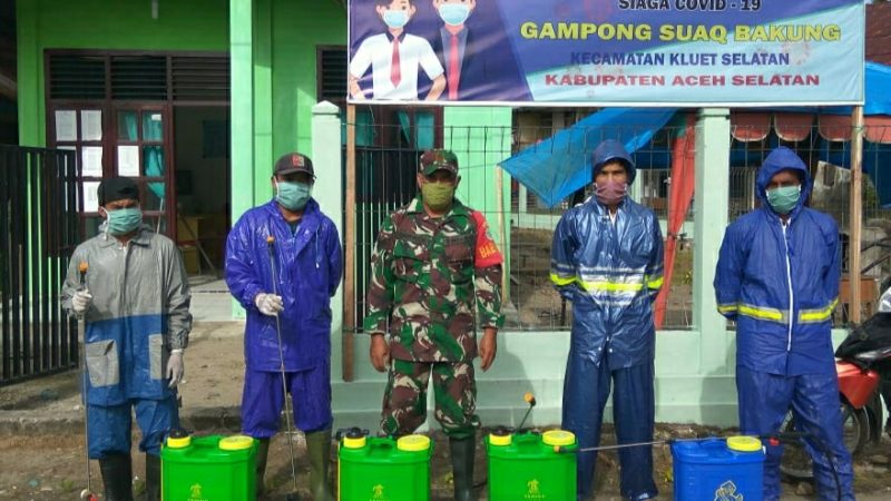 Babinsa Bersama Pemerintah Desa Terus Merapatkan Barisan Tekan Angka Penyebaran Covid-19
