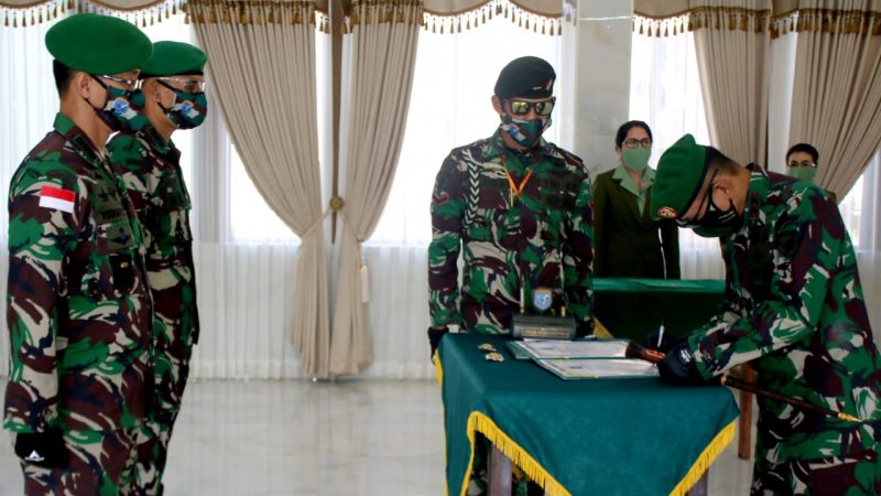 Pangdam Terima Laporan Korps Penyerahan Jabatan Dua Pamen Kodam XII/Tpr