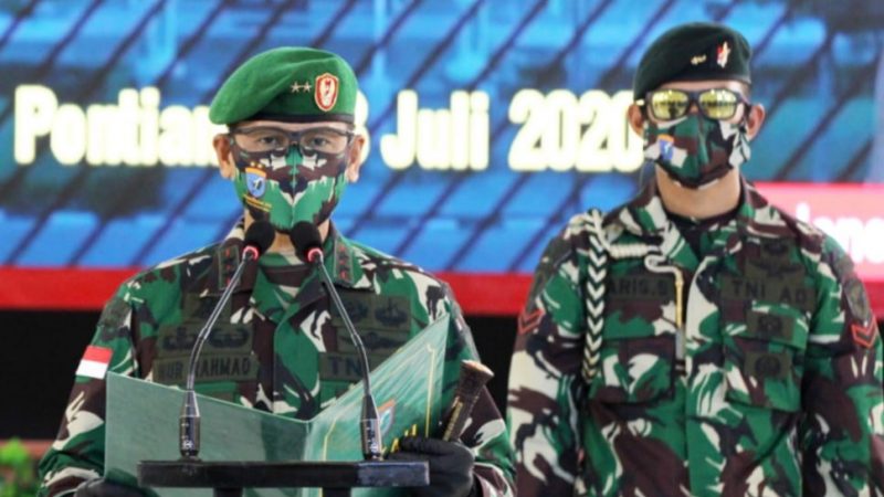 Pangdam XII/Tpr Pimpin Sertijab dengan Tradisi Pelepasan Danbrigif 19/KH