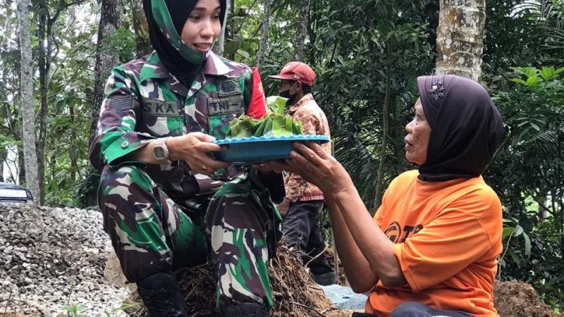 Babinsa Kowad Satu-Satunya di Kodam IV Diponegoro, Terus Lakukan Tugasnya di TMMD