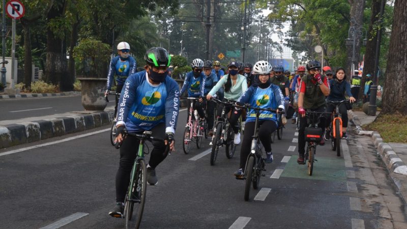 Pangdam III/Siliwangi, Gubernur Dan Kapolda Jabar Gelar Gowes  Bersama