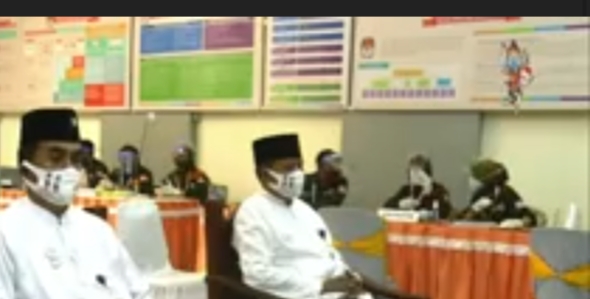 Pasangan Yudi Sumbogo-Insyah Ansori (MBOIS) Resmi Mendaftar di KPU Pacitan