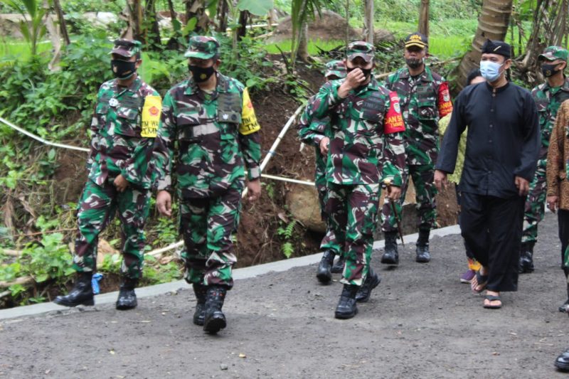 Tim WASEV TMMD Ke-109 T.A. 2020 Kunjungi Lokasi TMMD ke 109 Kodim 0612 Tasikmalaya, Desa Mekarsari