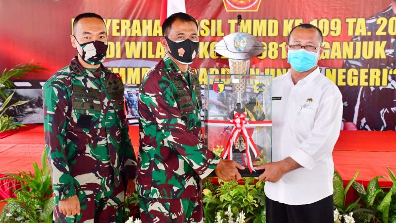 Danrem Hadiri Penyerahan Hasil TMMD ke-109 Kodim 0810/Nganjuk