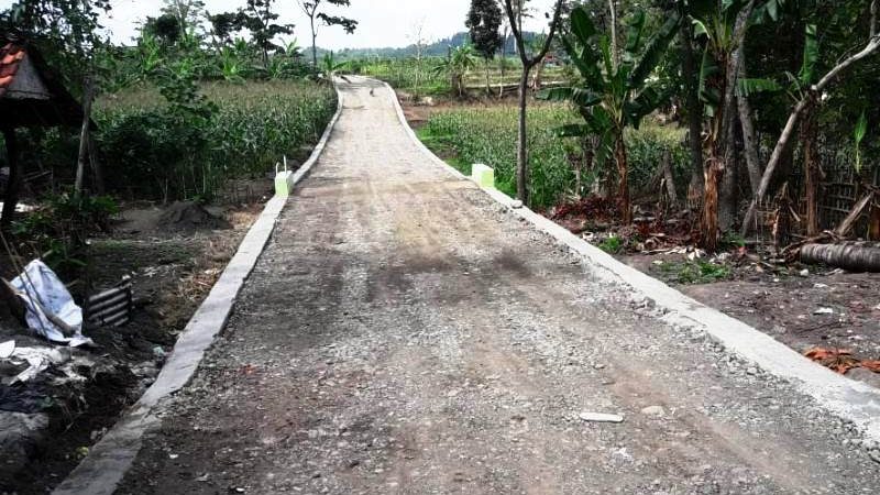Badan Jalan TMMD Reguler Brebes Seperti Ruas Tol