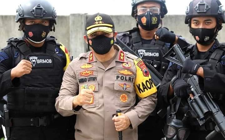 Kapolda Jateng Pantau Arus Libur Panjang di Exit Tol Brebes