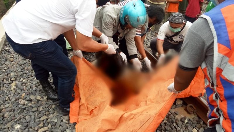 Petani Tewas Tertabrak Kereta Api Barang di Tanjung,  Brebes