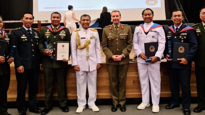 Duta TNI Lulus Sebagai Siswa Terbaik Internasional Pendidikan Sesko Angkatan di Australia
