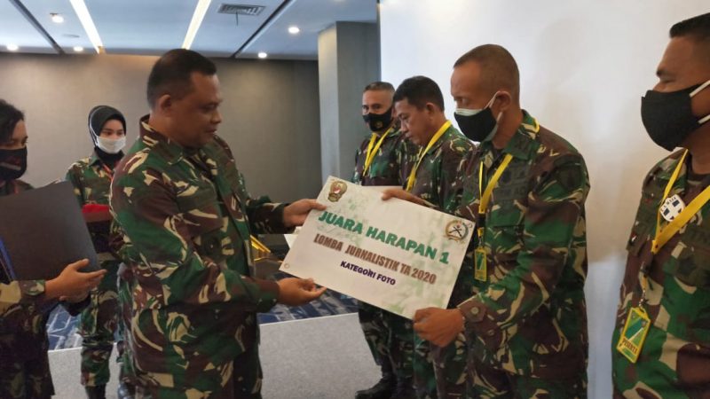 Kapenrem 081/DSJ Raih Juara Lomba Jurnalistik Satuan Penerangan TNI AD
