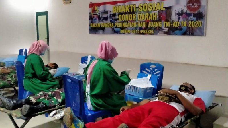Peringati Hari Juang Kartika TNI-AD;   Kodim 0311/Pessel Gelar Bakti Sosial donor darah