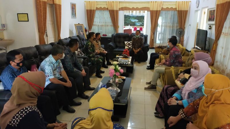 Pasca Pencoblosan Dandim bersama Forkopimda Temui Paslon Pilkada Pacitan