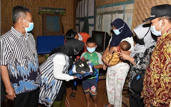 Tïlik Warga, Bupati Indartato Kunjungi Warga Terdampak Bencana