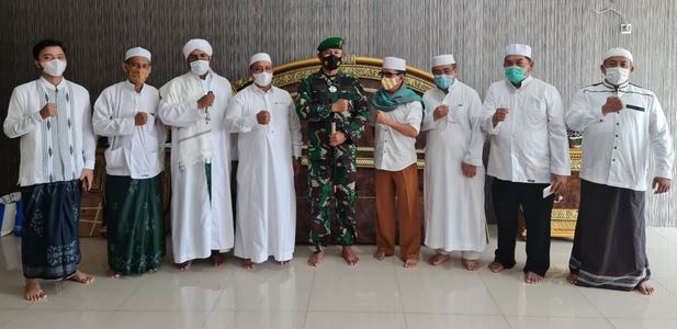 Danrem 061/ Kunjungi Pesantren Ma’Had Nurul Fata  (NUFA)