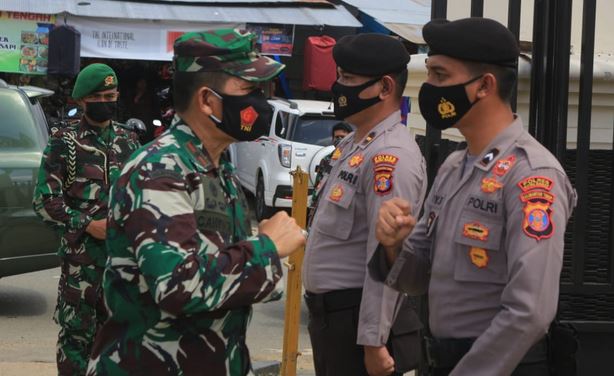Kunjungan Kerja dan Silahturahmi Danrem 091/ASN di Polres Kubar, Wujud Sinergi TNI Polri
