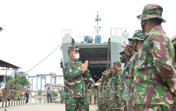 Kapal ADRI-L Kembali Dari Misi Kemanusiaan di Kalimantan Selatan