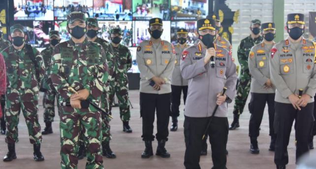 Kapolri : Bangkitkan Sektor Pariwisata di Bali, Vaksinasi Harus Di Keroyok Bersama Agar Cepat