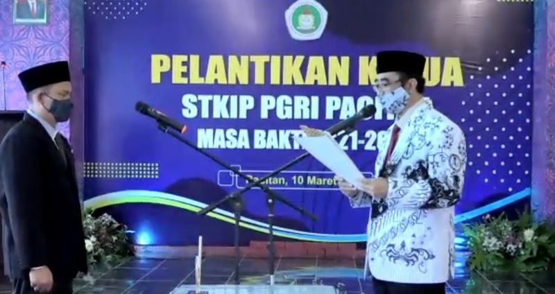 Pelantikan Ketua STKIP PGRI Pacitan 2021-2025