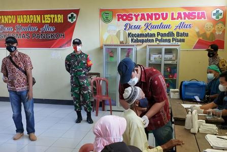 Para Lansia Tak Takut Lagi Vaksin Covid-19