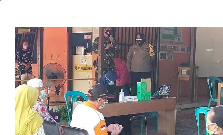 Koramil 1011-02/Kapuas Hilir Monitoring Vaksinasi Lansia