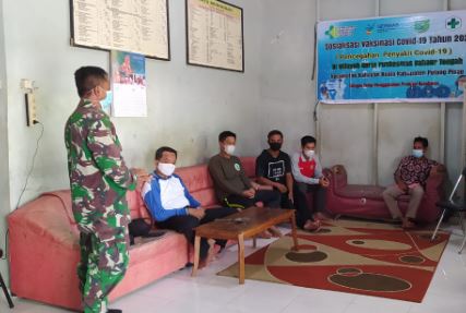 Cara Anggota Koramil 1011-12 Menyampaikan Materi