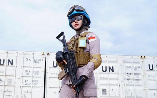 Luar Biasa,  Brigadir Iis Mulyani Polwan Cantik dari Polda Banten Dipercaya Jadi Pasukan Perdamaian di Afrika Tengah