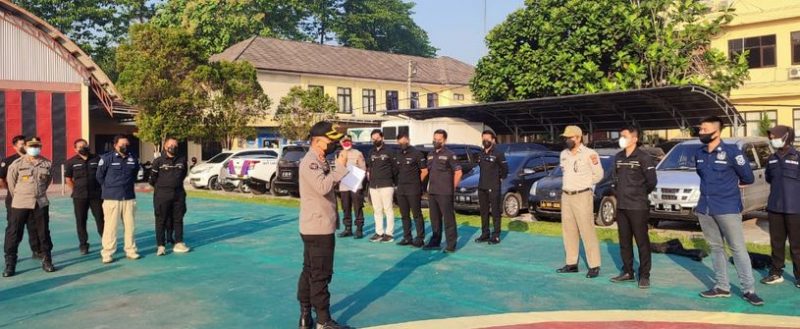 Kabid Humas Polda Banten Pimpin Apel Pagi,  Diisi Materi Teori Komunikasi