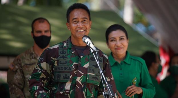 Kasad Meninjau Latma Garuda Shield Ke-15 di Makalisung, Minahasa Utara