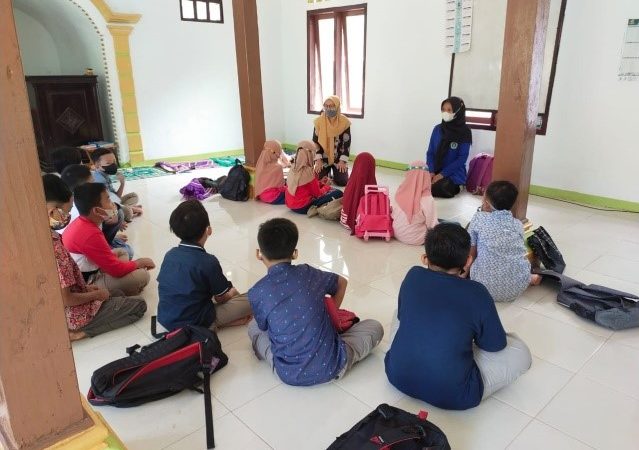 Kegiatan Pekan 2 PPL STKIP PGRI Pacitan Kelompok 6 , Perkenalan dan  Pembimbingan Siswa Kelas III, IV SDN Candi