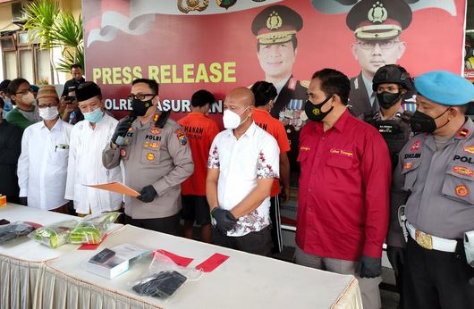 Dua Gembong Narkoba Beromzet 4 Milyar Diamankan Anggota Polres Pasuruan