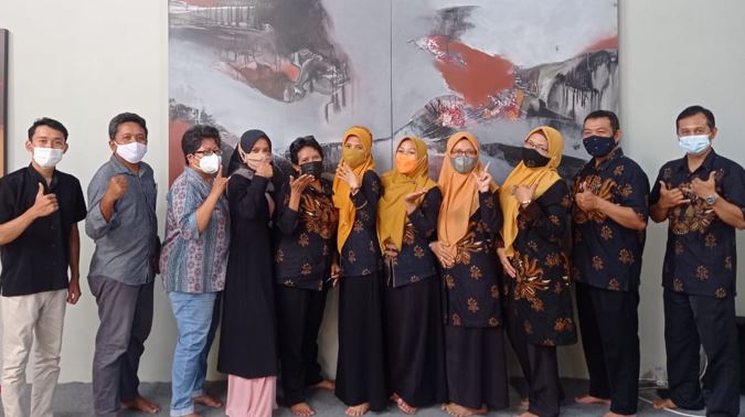 Prodi Pendidikan Seni Rupa FKIP UNS Laksanakan Pelatihan dan Pendampingan Media Pembelajaran
