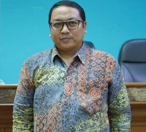 Prof. Irwan Trinugroho, M.Sc., Ph.D.,  Dikukuhkan Sebagai Guru Besar Termuda UNS Surakarta