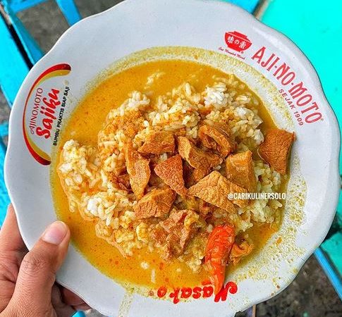 Nasi Gule Sapi Bu Sunaryo, Cokronegaran Solo