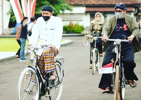 Jelang Hajatan ke – 277 Kab.Pacitan, Mas Aji Gowes Bareng Komunitas Sepeda Tua