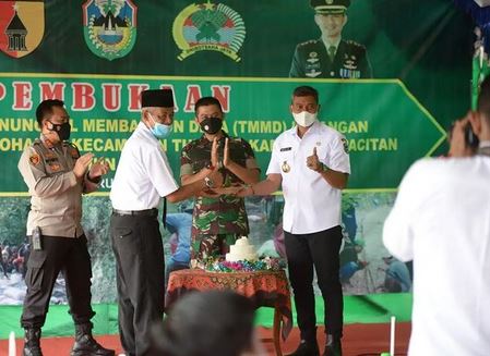 TMMD ke – 115 Kodim 0801 di Ketroharjo,  Dibuka Bupati Pacitan