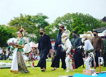 Gelar Umbul Donga, Pemuda Pacitan Tumandang