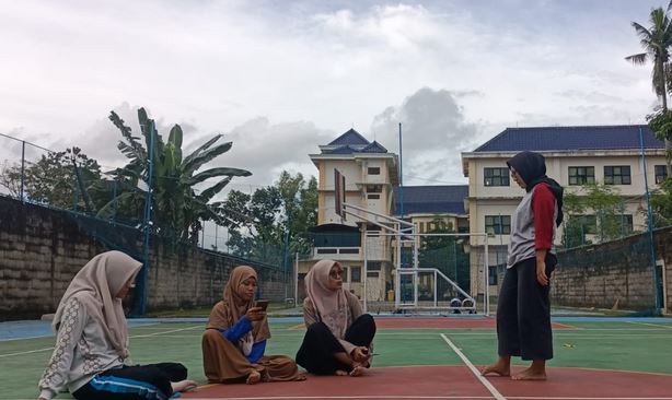 Latihan Rutin Teater Sentir STKIP PGRI Pacitan