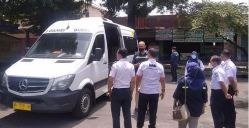 Kini Angkutan Perum Damri Layani Rute Bandara YAI  ke Bandara Adi Sumarmo, Via Klaten