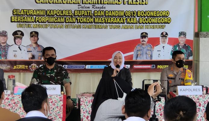 Bupati Bojonegoro Didampingi Kapolres dan Dandim 0813, Gelar Cangkrukan Kamtibmas Presisi