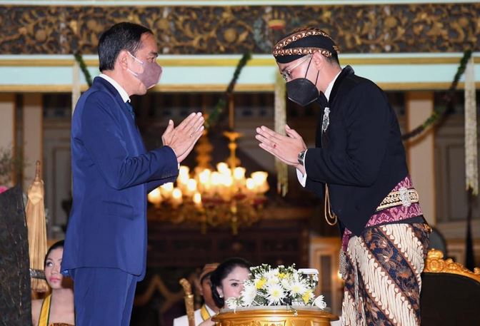 Presiden RI Joko Widodo,  Ucapkan Selamat atas Pengukuhan KGPAA Mangkunagoro X