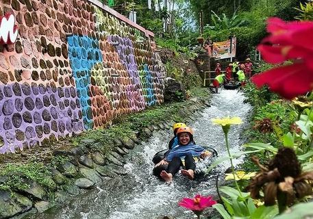 Inspiratif; Karang Taruna Nitikan Membuka Wahana Tubing & Rafting di Kali Santer, Plaosan, Magetan