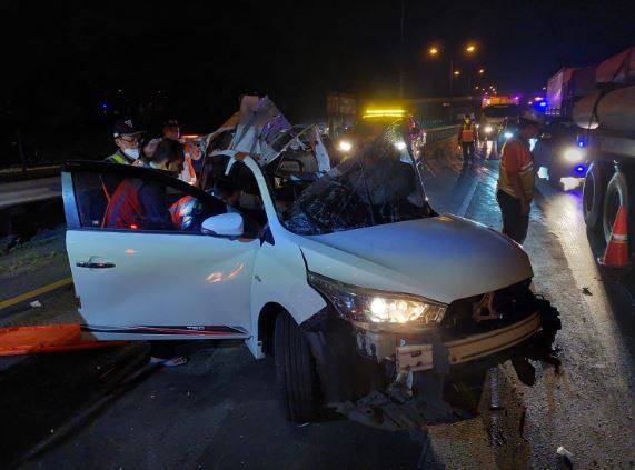 Laka Lantas Tunggal Mobil di Tol Merak-Tangerang, Berhasil Dievakuasi Ditlantas Polda Banten