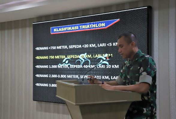 Pangdam I/BB Mayjen TNI Achmad Daniel Chardin, Menyimak Paparan Persiapan Pertandingan Berbagai Cabang Olah Raga dalam Rangka Hut Kodam I/BB 2022