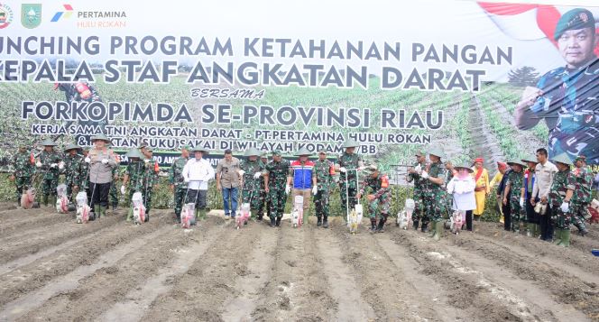 Kasad Launching Program Ketahanan Pangan di Wilayah Kodim 0303/Bkls